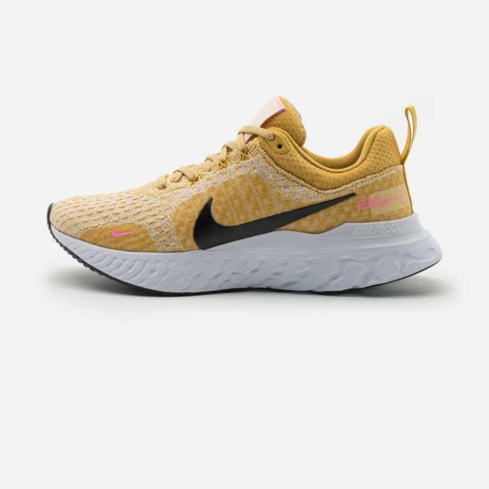 NWOT Womens Nike Performance REACT INFINITY RUN FK  3 - running shoes 7.5